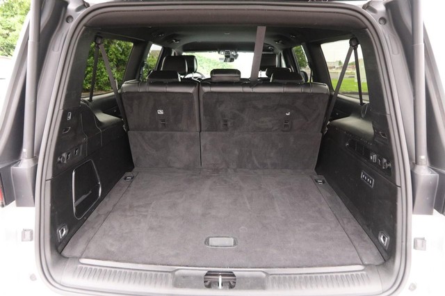 Jeep Wagoneer L Vehicle Image 07