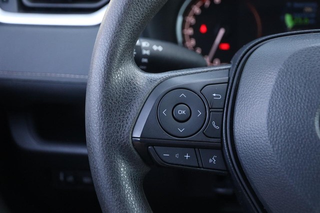 Toyota RAV4 Vehicle Image 11