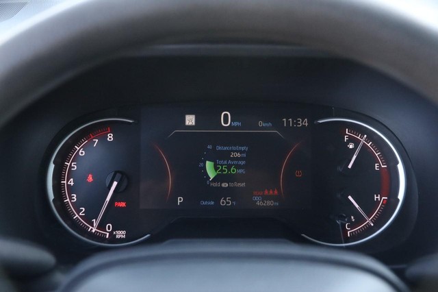 Toyota RAV4 Vehicle Image 13