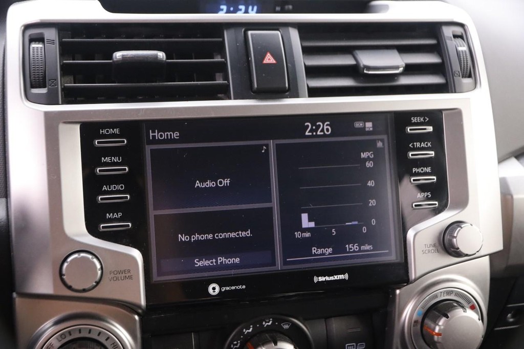 Toyota 4Runner Vehicle Full-screen Gallery Image 16