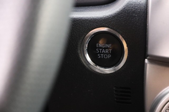 Toyota 4Runner Vehicle Image 14