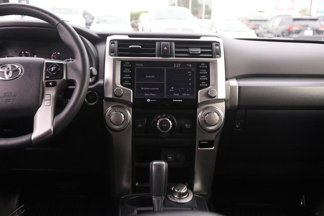 Toyota 4Runner Vehicle Image 24