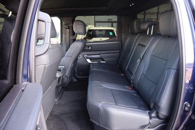 Toyota Tundra 4WD Vehicle Image 10