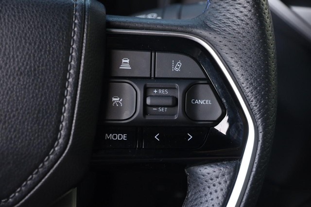 Toyota Tundra 4WD Vehicle Image 13