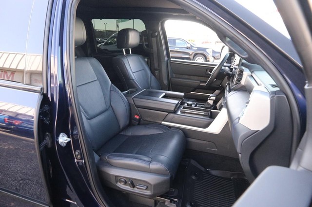 Toyota Tundra 4WD Vehicle Image 26