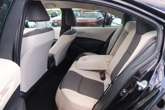 Toyota Corolla Vehicle Image 09