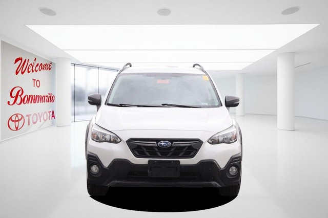 Subaru Crosstrek Vehicle Image 04