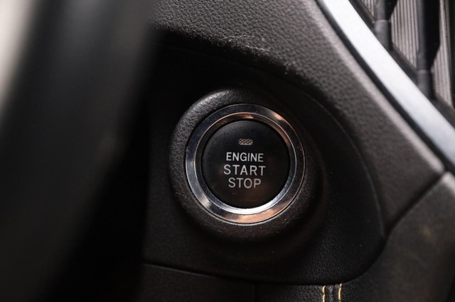 Subaru Crosstrek Vehicle Image 14