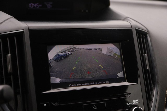 Subaru Crosstrek Vehicle Image 18