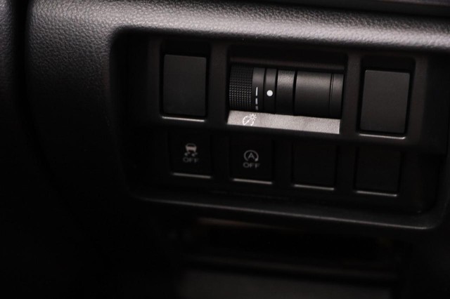 Subaru Crosstrek Vehicle Image 21