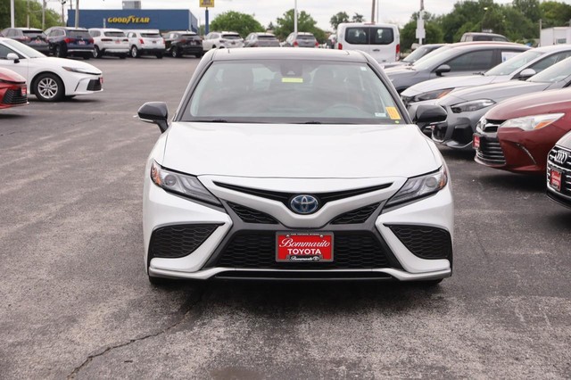 Toyota Camry Vehicle Image 04