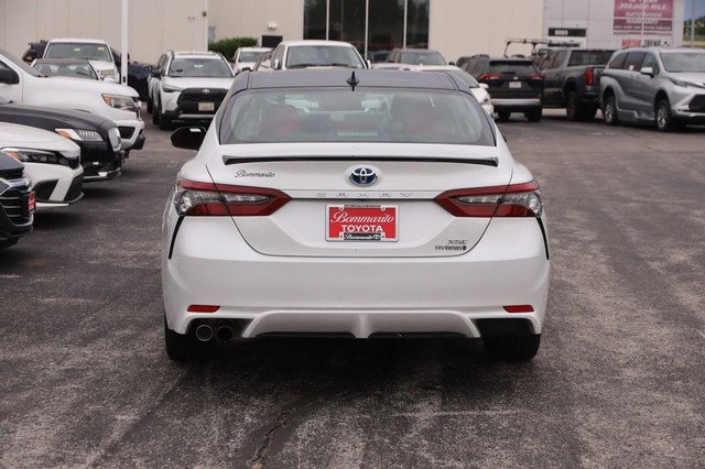 Toyota Camry Vehicle Image 06