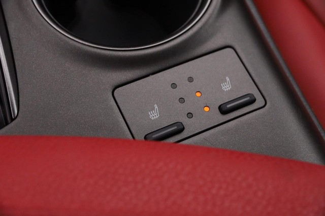 Toyota Camry Vehicle Image 21