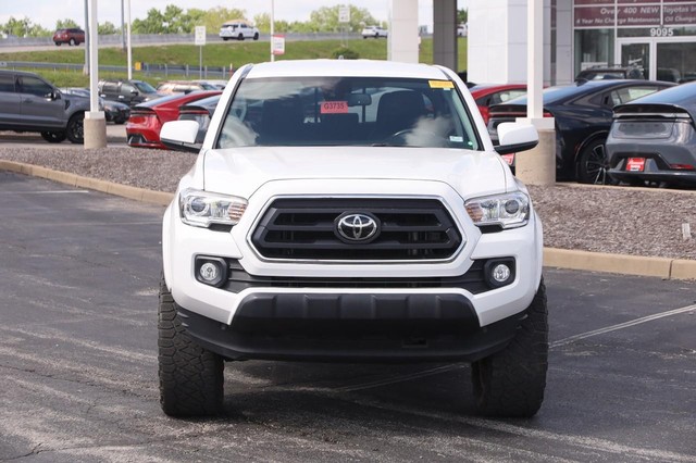 Toyota Tacoma 4WD Vehicle Image 04