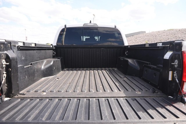 Toyota Tacoma 4WD Vehicle Image 07