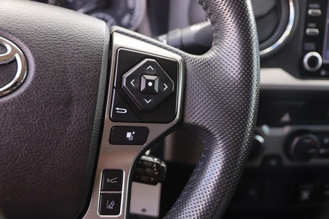 Toyota Tacoma 4WD Vehicle Image 12