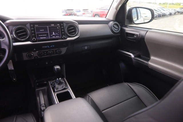Toyota Tacoma 4WD Vehicle Image 24