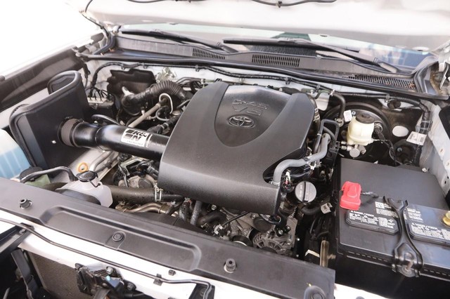 Toyota Tacoma 4WD Vehicle Image 26