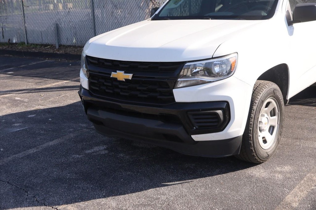 Chevrolet Colorado Vehicle Full-screen Gallery Image 05