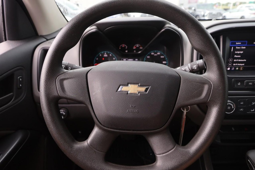 Chevrolet Colorado Vehicle Full-screen Gallery Image 10