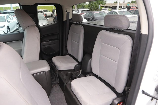 Chevrolet Colorado Vehicle Image 09