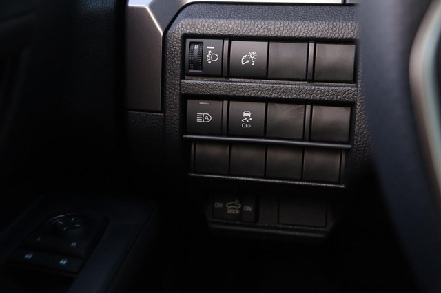 Toyota Tacoma 4WD Vehicle Image 20