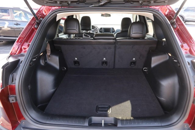 Jeep Cherokee Vehicle Image 07
