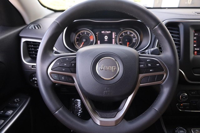 Jeep Cherokee Vehicle Image 10
