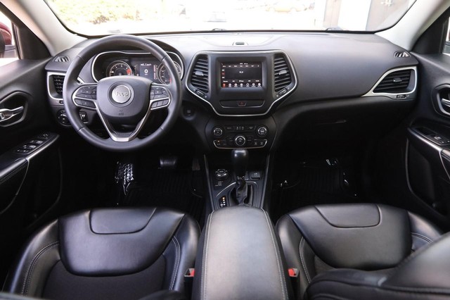 Jeep Cherokee Vehicle Image 21