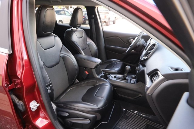 Jeep Cherokee Vehicle Image 26