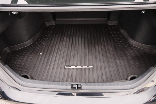 Toyota Camry Vehicle Image 07