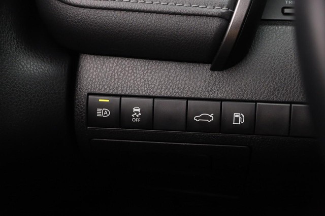 Toyota Camry Vehicle Image 22