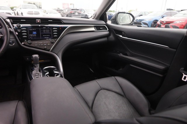 Toyota Camry Vehicle Image 27