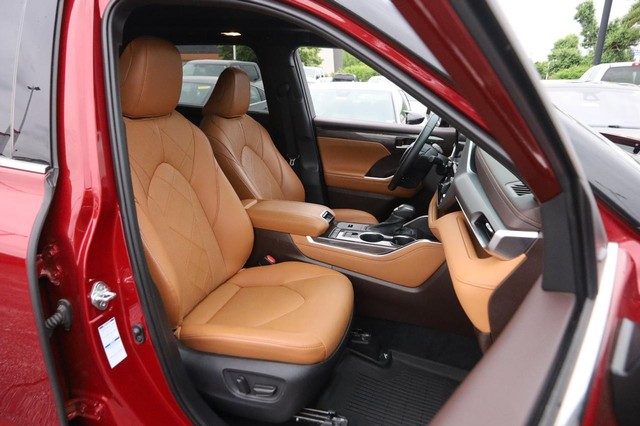 Toyota Highlander Vehicle Image 28