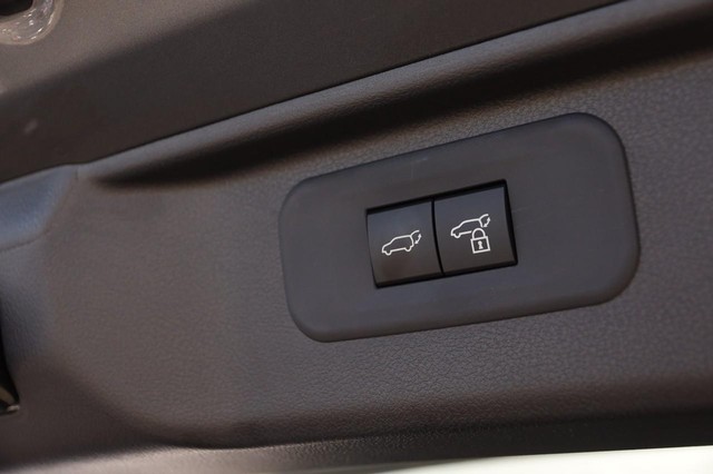 Toyota Grand Highlander Vehicle Image 08