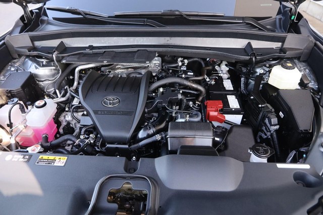 Toyota Grand Highlander Vehicle Image 31