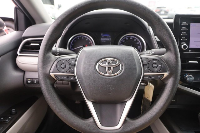 Toyota Camry Vehicle Image 10