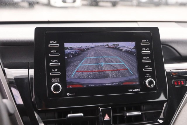 Toyota Camry Vehicle Image 16