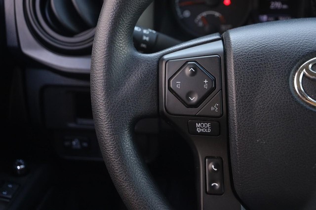 Toyota Tacoma Vehicle Image 11