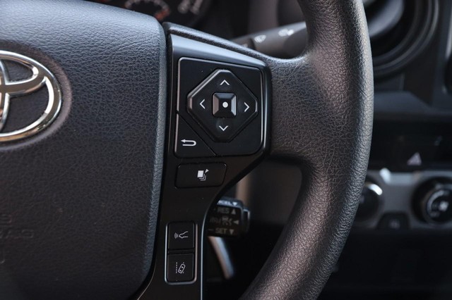 Toyota Tacoma Vehicle Image 12