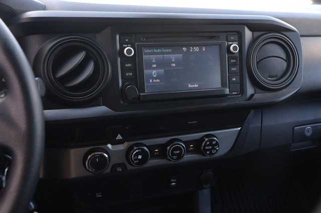 Toyota Tacoma Vehicle Image 14