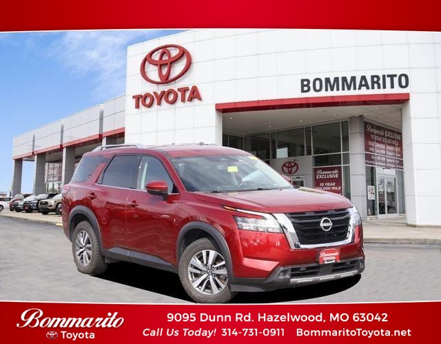 Hazelwood MO 2023 Nissan Pathfinder more details - nissan pathfinder