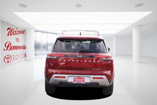 Nissan Pathfinder Vehicle Image 06