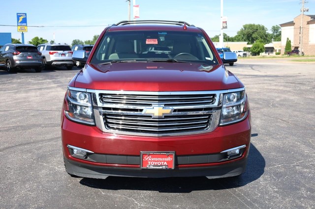 Chevrolet Suburban Vehicle Image 04