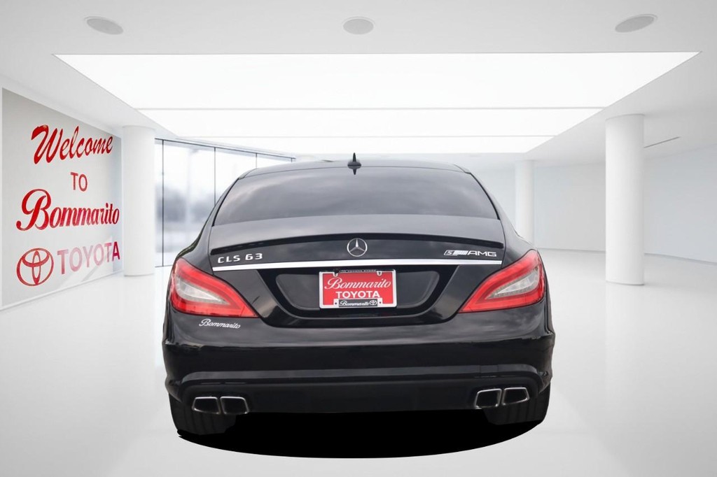 Mercedes-Benz CLS-Class Vehicle Full-screen Gallery Image 6