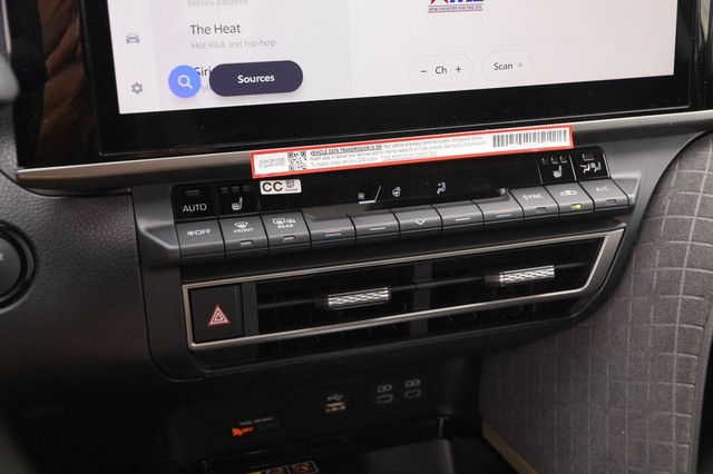 Toyota Camry Vehicle Image 19