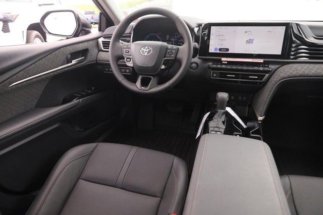 Toyota Camry Vehicle Image 23