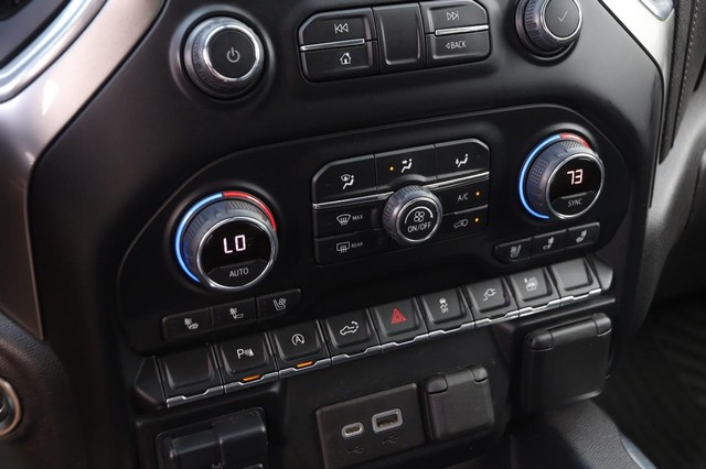 Chevrolet Silverado 1500 Vehicle Image 17
