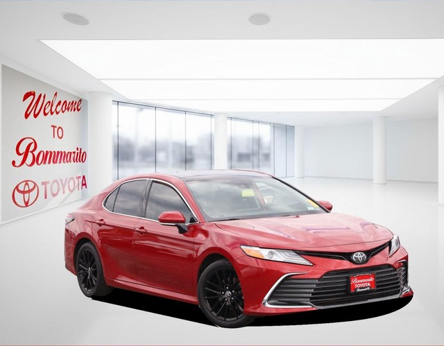 Toyota Camry Vehicle Image 02