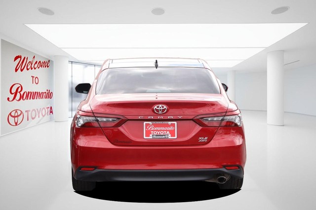 Toyota Camry Vehicle Image 06